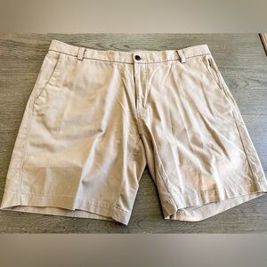 🎉HP!!🎉 Lululemon🍋 Mens Commission Shorts Size 40 Tan Khaki 9” inseam.
